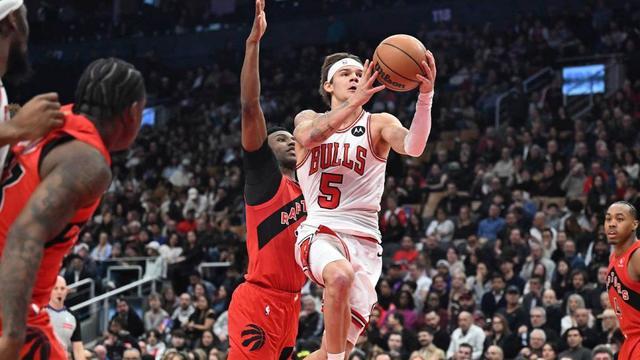 开云足球-爆砍59分!NBA扣篮王麦克朗加冕G联赛历史得分王,球迷跪求转正
